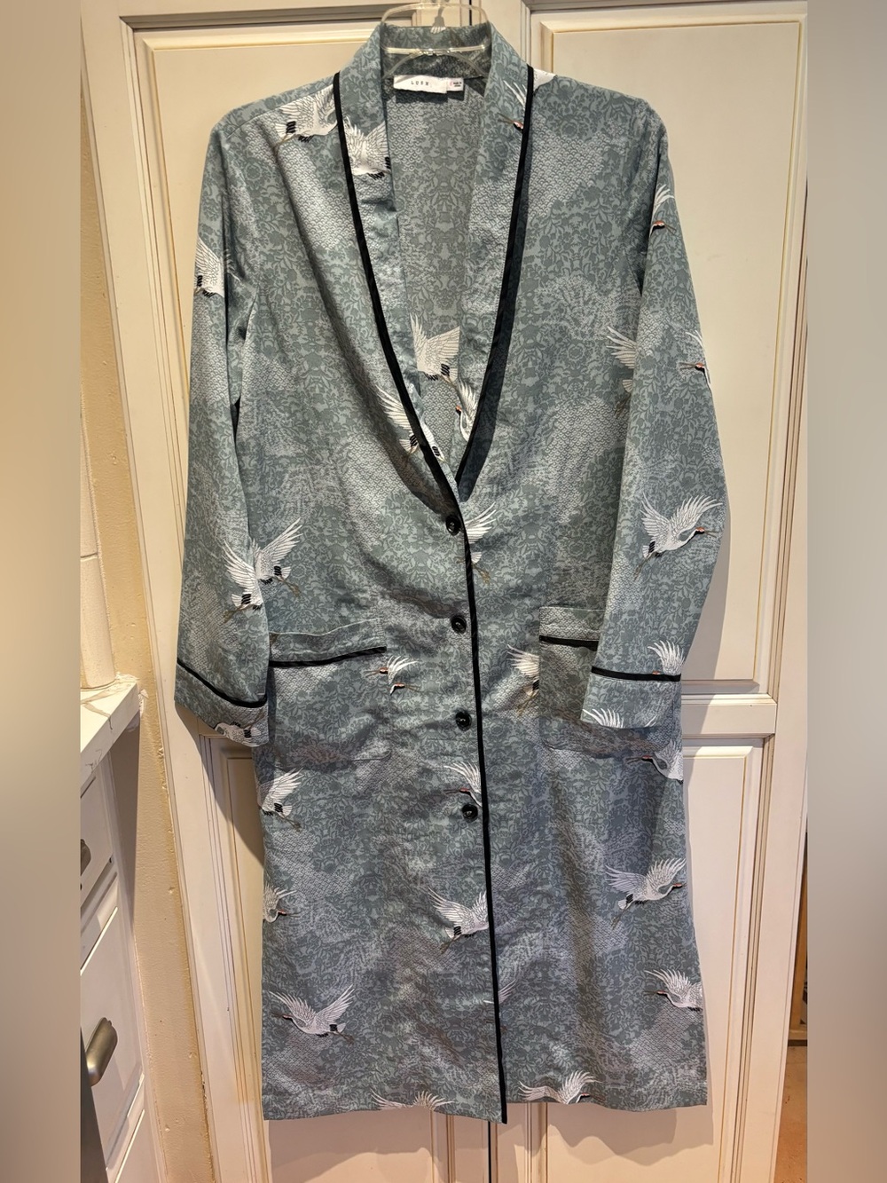 Lush size S Robe Dress white crane front buttons and pockets